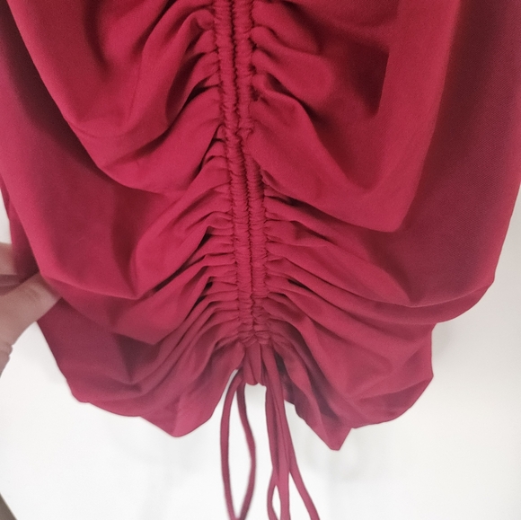 Fashion nova red dress - Picture 3 of 4